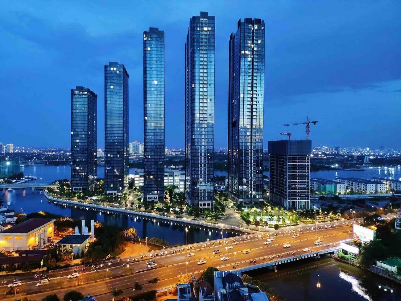 Dự án Vinhomes Golden River tại Ba Son